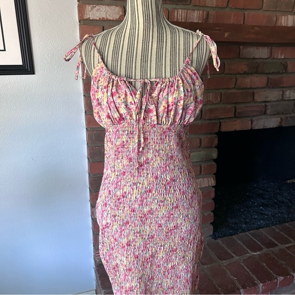 SNDYS Newport Smocked Midi Dress in Sunset Floral Sz 10 - Picture 4 of 10